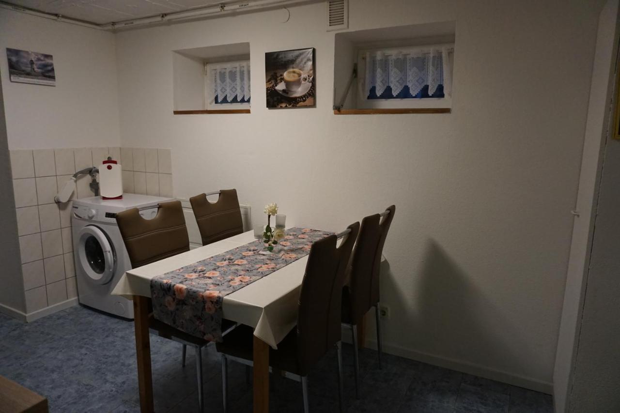 Appartement Haus Stricker à Sagard Extérieur photo