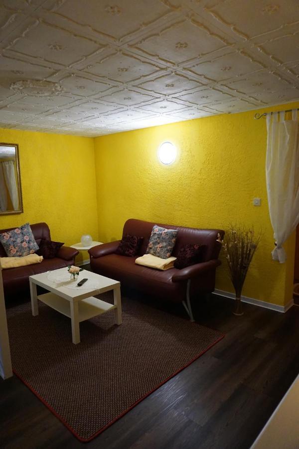 Appartement Haus Stricker à Sagard Extérieur photo