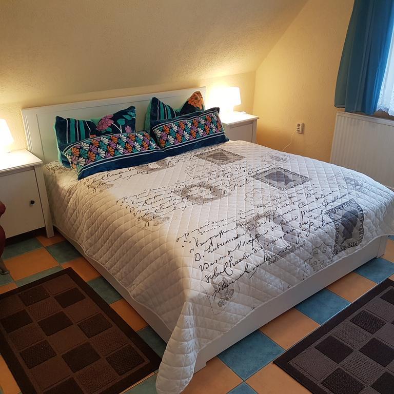 Appartement Haus Stricker à Sagard Extérieur photo