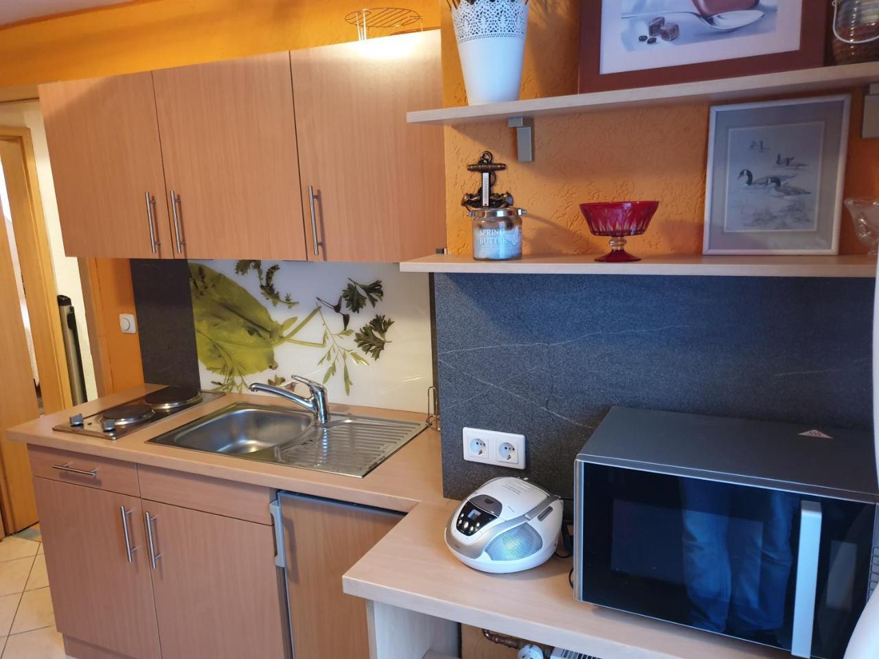 Appartement Haus Stricker à Sagard Extérieur photo